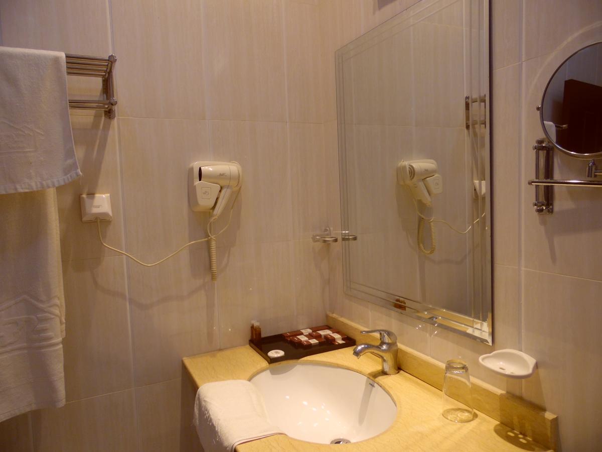 Hotel Belair Residence Бужумбура Экстерьер фото