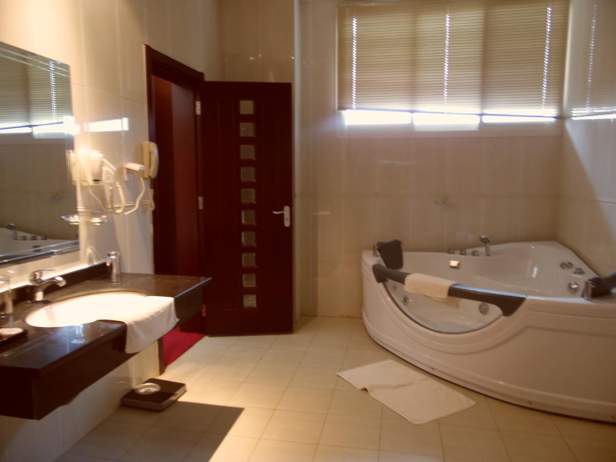 Hotel Belair Residence Бужумбура Экстерьер фото